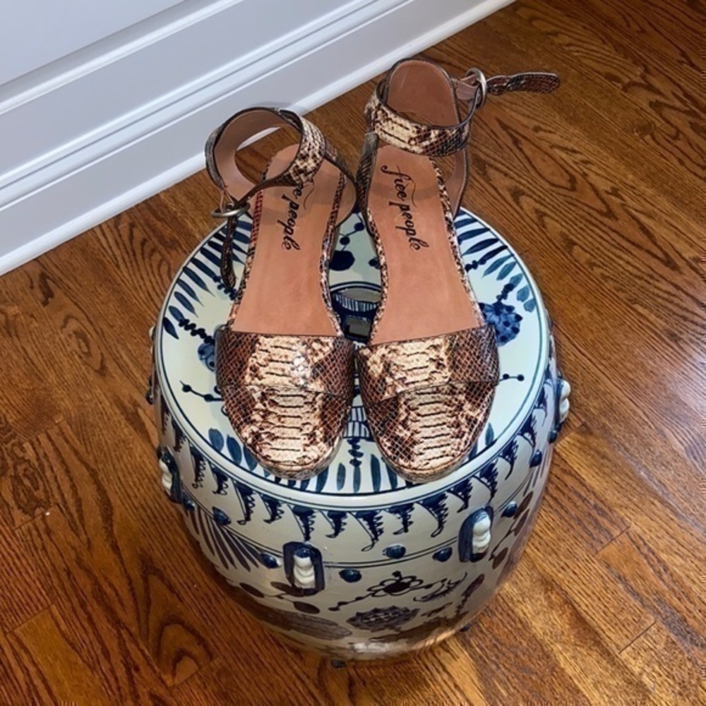 Free People Paris Flatform Snakeskin Sandal - Picture 2 of 3